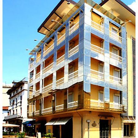 Hotel Crystal Palace Монтекатини-Терме Экстерьер фото