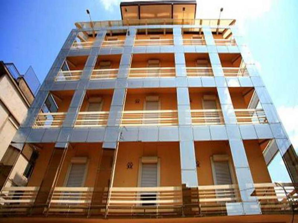Hotel Crystal Palace Монтекатини-Терме Экстерьер фото